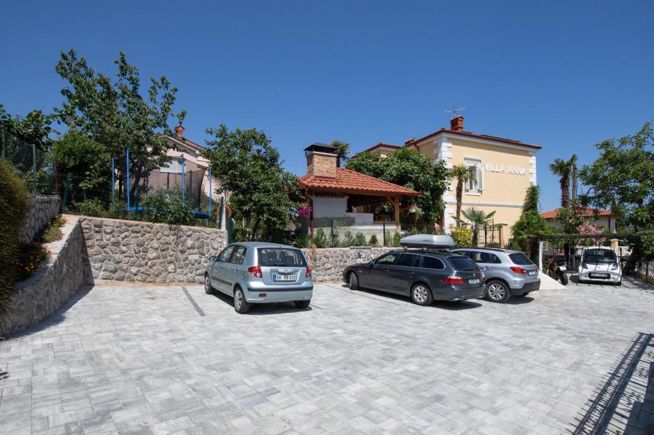 Villa Anna-Potkrovlje Ika Zewnętrze zdjęcie